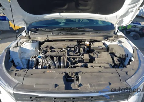 2025 Kia K4 Lx from USA, damaged, VIN 3KPFT4DE7SE041511